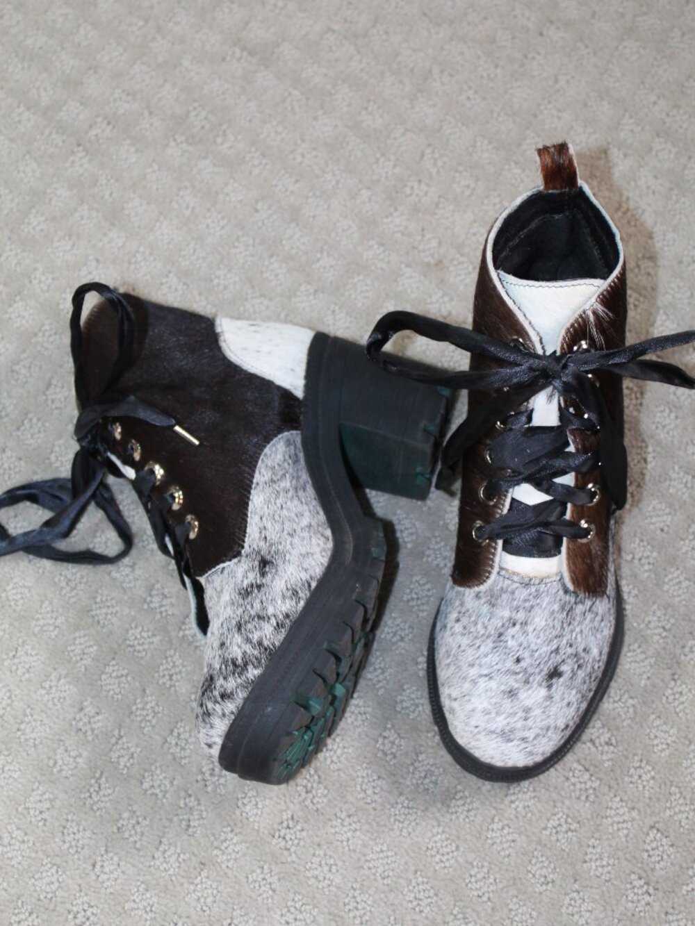 Alcala Size 7 Brown Black White Cow Hair Lace Up Block Heel Boots